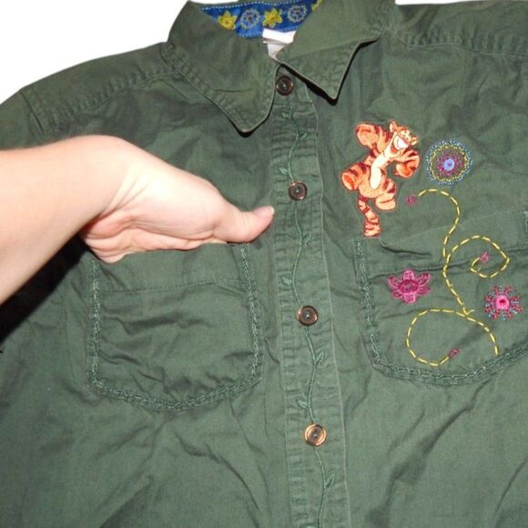 DISNEY women small vintage embroidered Winnie the Pooh Tigger green long sleeve - Picture 3 of 10